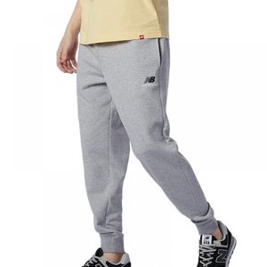 PANTALON NEW BALANCE ESSENTIALS GRAPHIC SWEATPANT HOMBRE