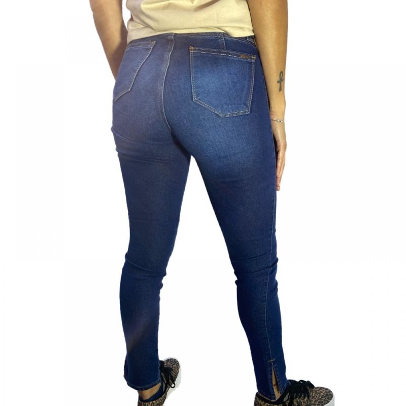 JEAN-BRINA-9228-DAMA