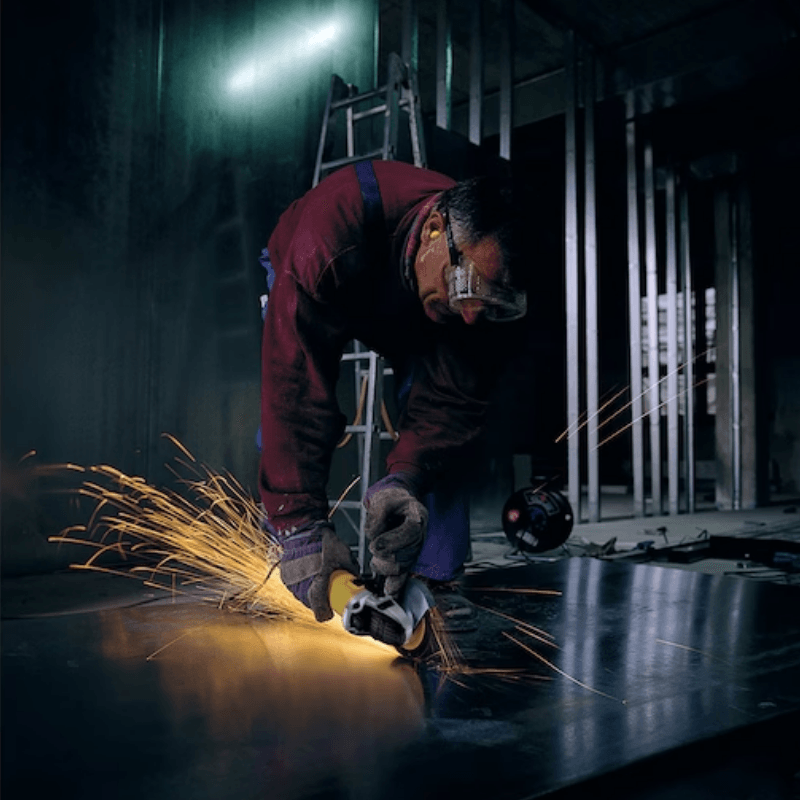 amoldad-DEWALT-DWE4020-3