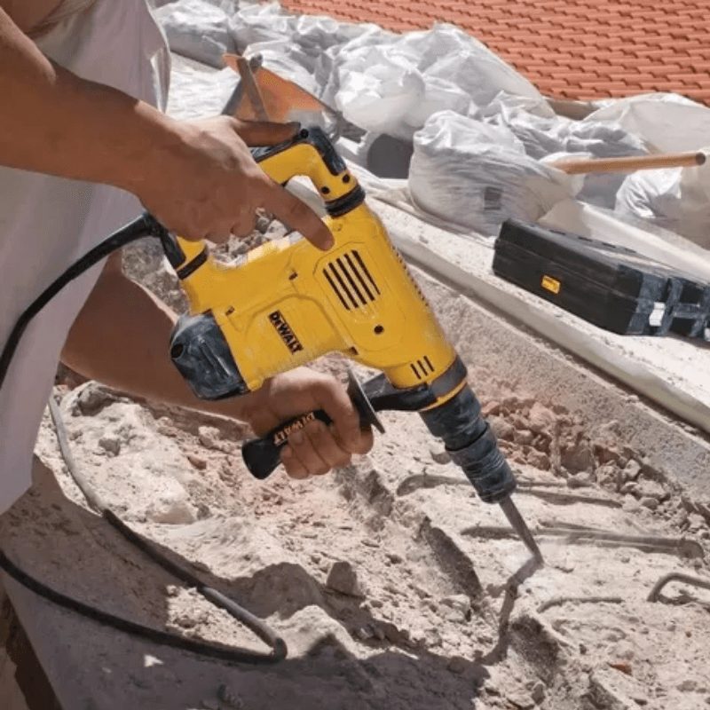 rotomarillo-DEWALT-D25811K-AR-1