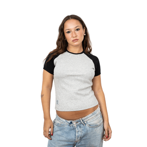 REMERA RUSTY R2K RAGLAN SKIMMER DAMA GRI