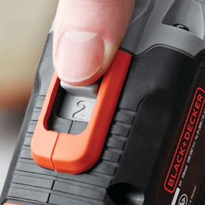 TALADRO B&D INALAMBRICO C/PERCUTOR  12V BCD704C1.