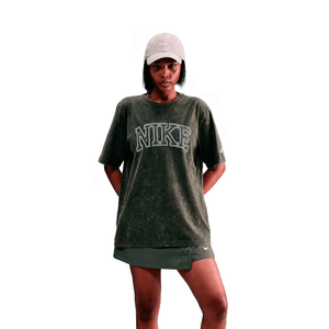 Remera Nike Sportswear Classics Ver. Mujer
