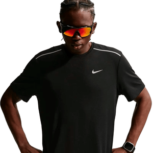Remera Nike Miler UV Neg. Hombre