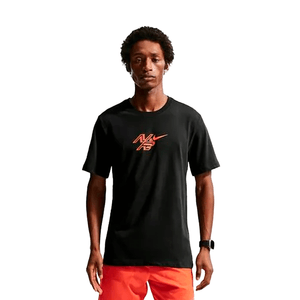 Remera Nike AeroSwift GFX Neg. Hombre